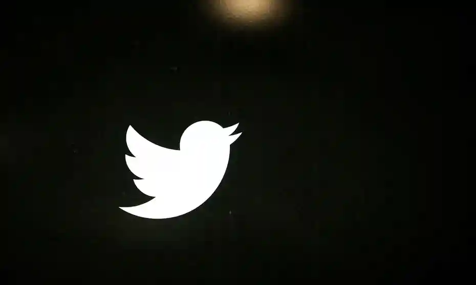 Twitter e... un giro nel Dark Web. Multa a Clearview. Samsung e NVIDIA data breach.